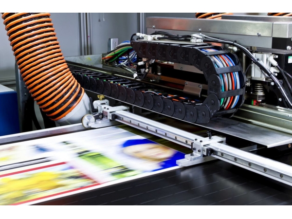 Requirements for the quality of varnish on paper printed materials