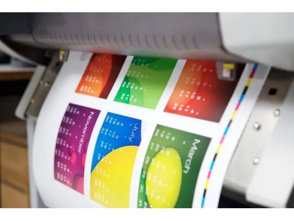 What characteristics of paper affect color difference!